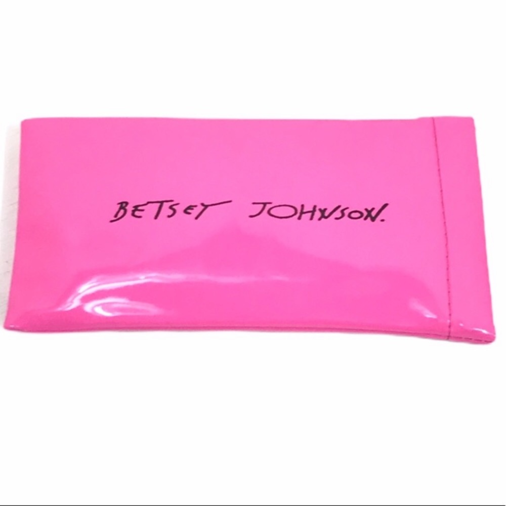 Betsey Johnson Sunglasses Case, Pinch Top, Pink